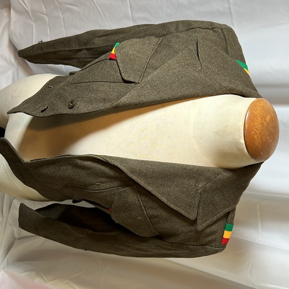 Vintage Military Jacket with Green/Gold/Red Details Size XS/Small - Picture 3 of 6